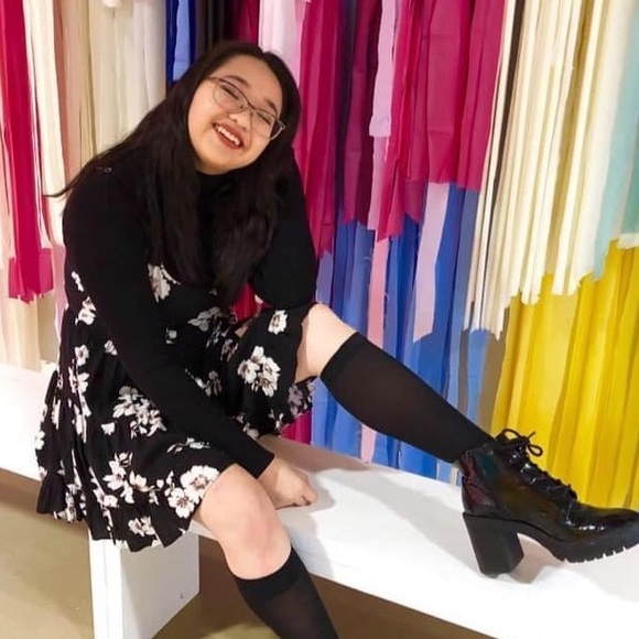 Meet your Posher, Jas! - Picture 1 of 2